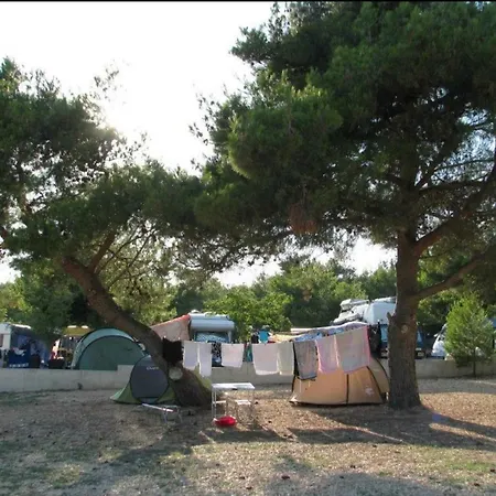 Camping Kamp Plava Laguna, Drage *